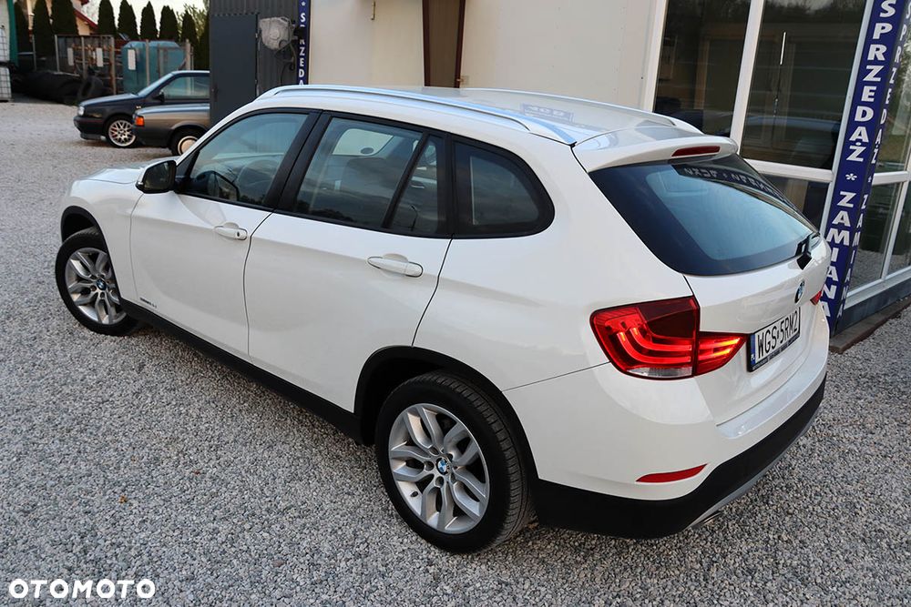 BMW X1 sDrive18d xLine - 9