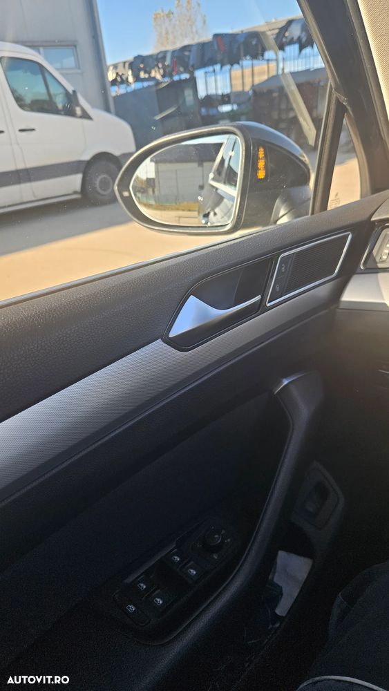 Volkswagen Passat 2.0 TDI DSG Comfortline - 10