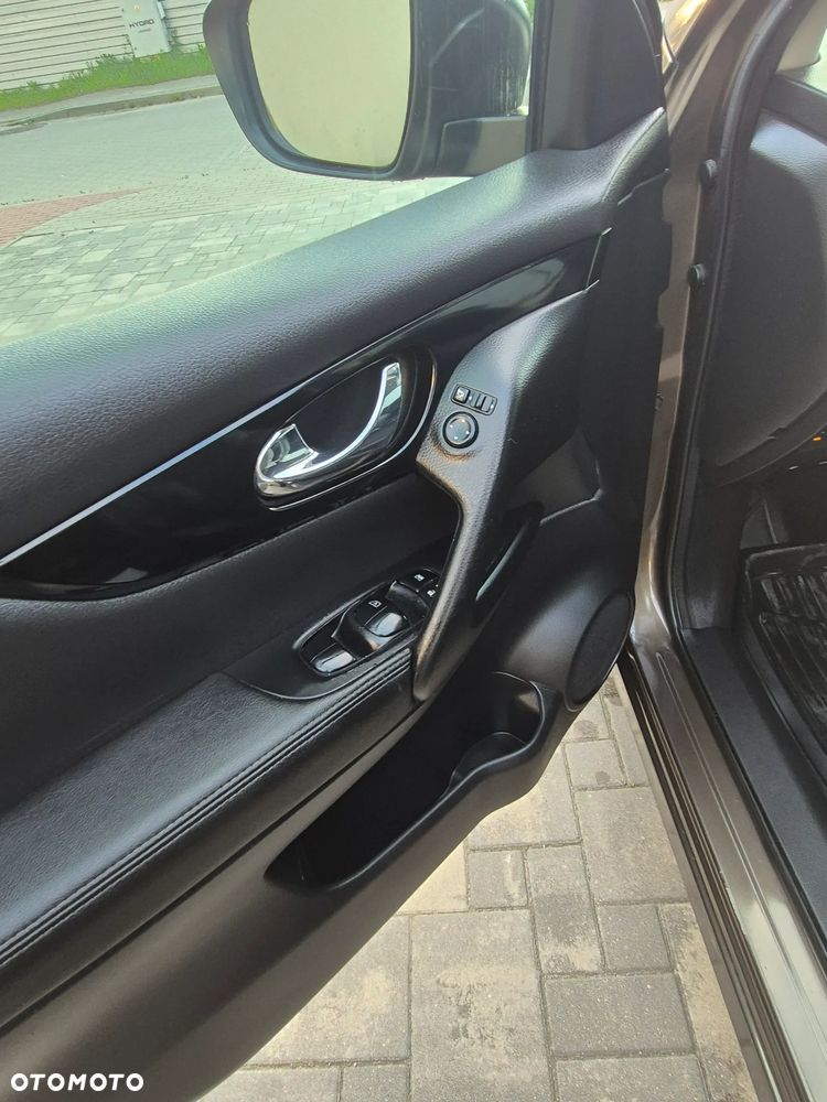 Nissan Qashqai - 13