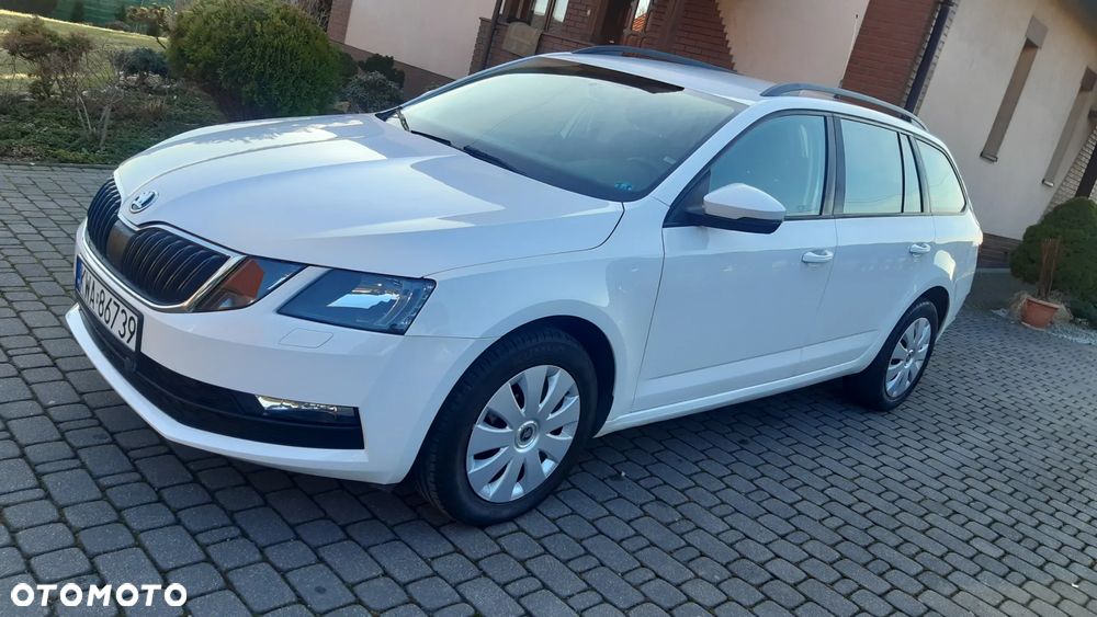Skoda Octavia 1.6 TDI DSG Ambition - 7