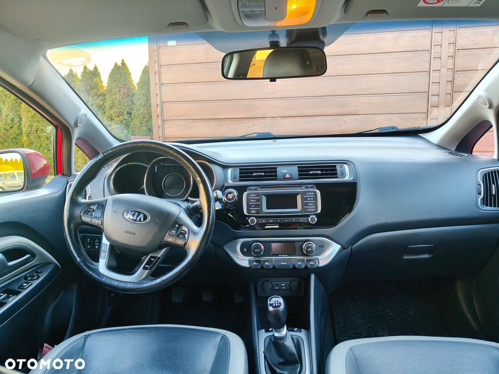 Kia Rio - 16