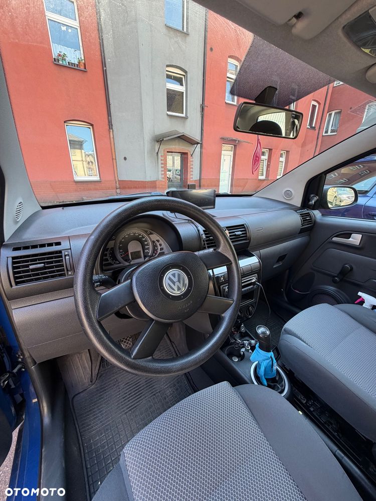 Volkswagen Fox - 8