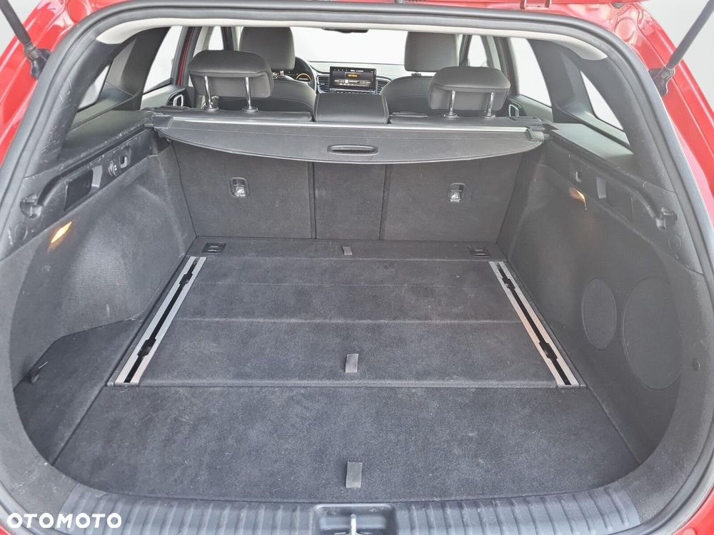 Kia Ceed 1.5 T-GDI Business Line - 35