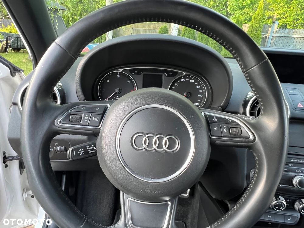 Audi A1 Sportback 1.4 TDI Design - 16