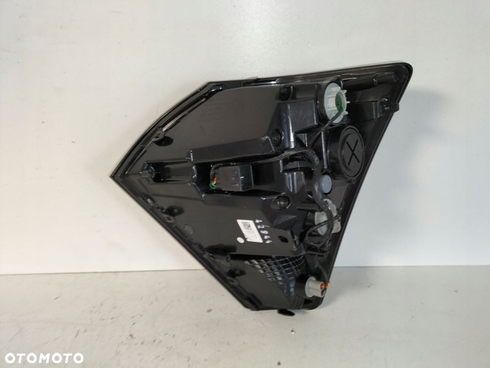 lampa tylna tył lewa hyundai kona ii sx2 23- led - 4