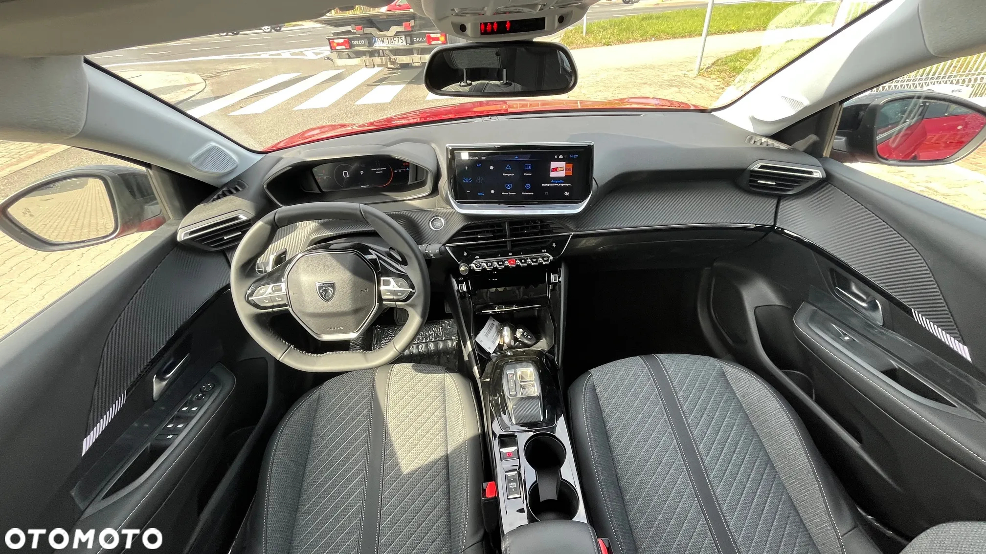 Peugeot 208 1.2 mHEV Allure - 10