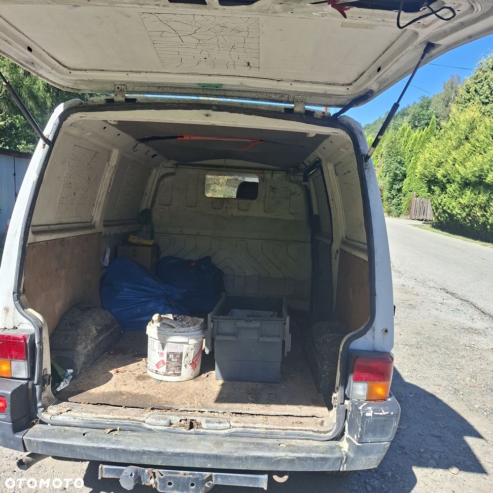Volkswagen Transporter - 6