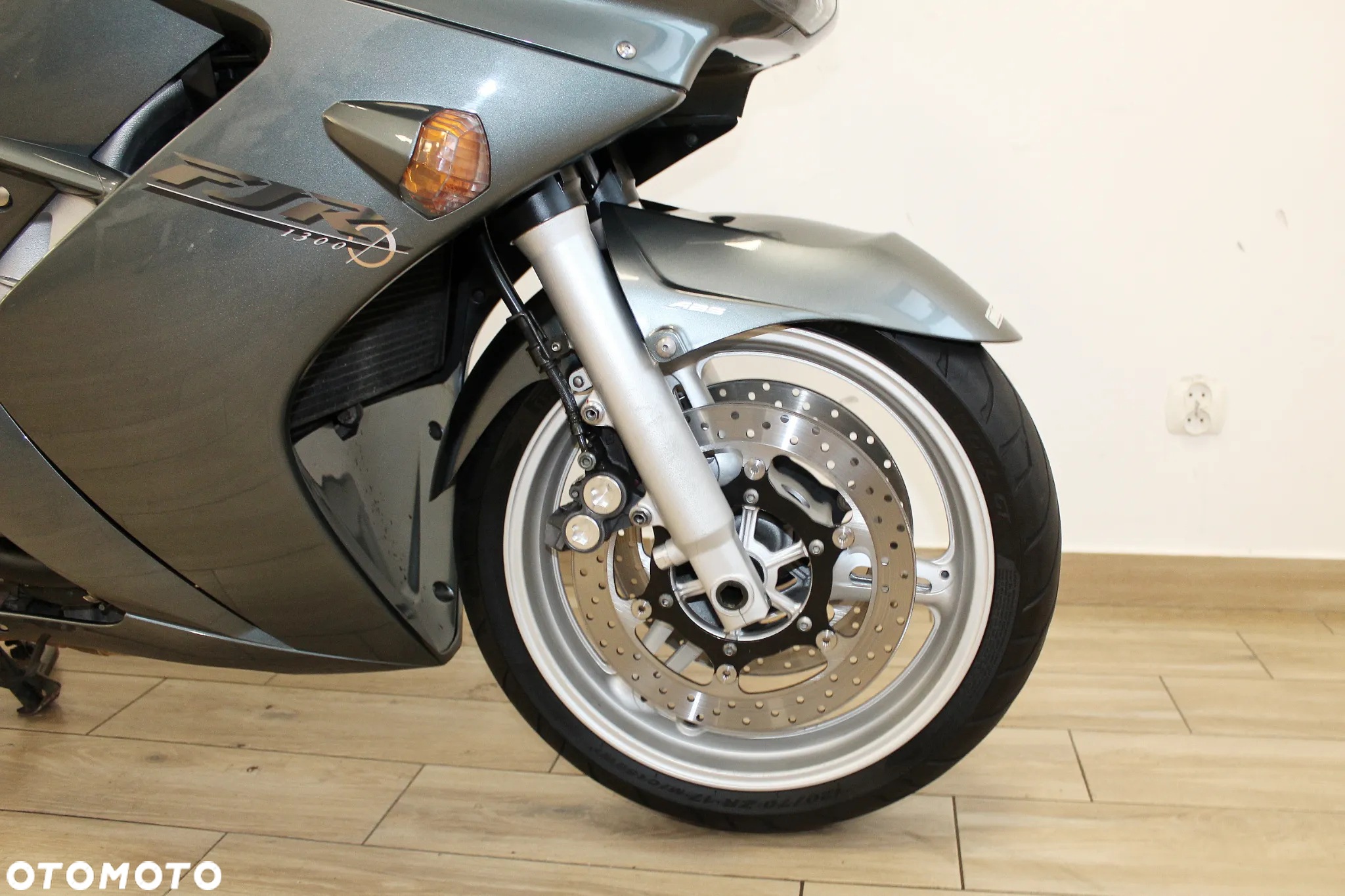 Yamaha FJR - 9