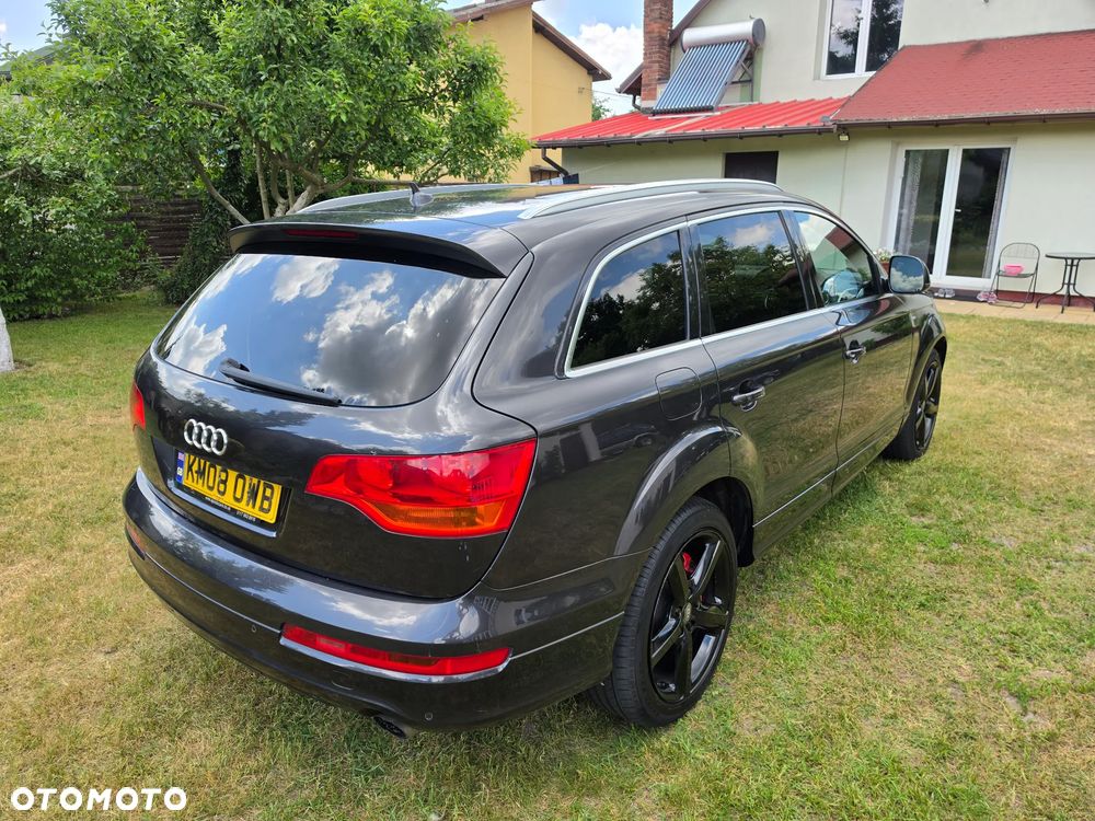 Audi Q7 3.0 TDI DPF clean diesel Quattro Tiptronic - 14