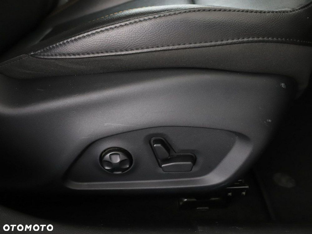 Jeep Compass 2.0 MJD Limited 4WD S&S - 41