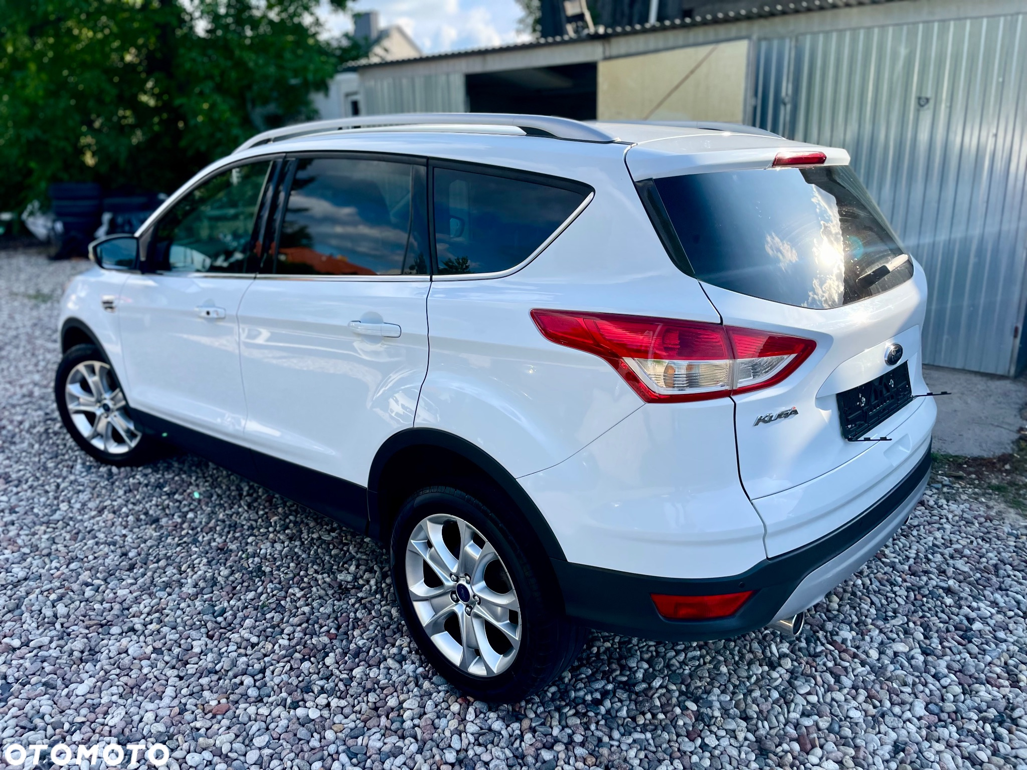 Ford Kuga 2.0 TDCi 4WD Titanium - 4