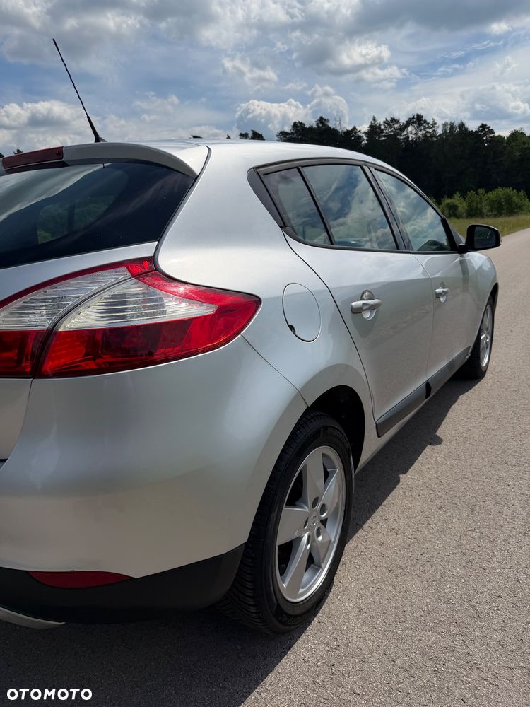 Renault Megane dCi 130 FAP Dynamique - 8