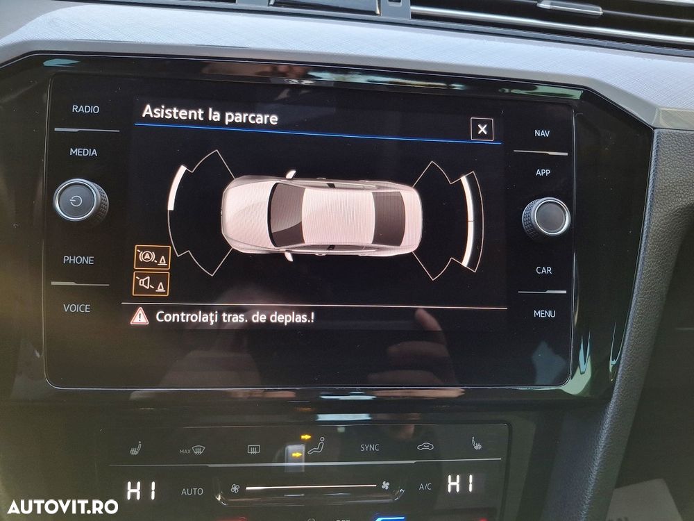 Volkswagen Passat 2.0 TDI DSG Comfortline - 15