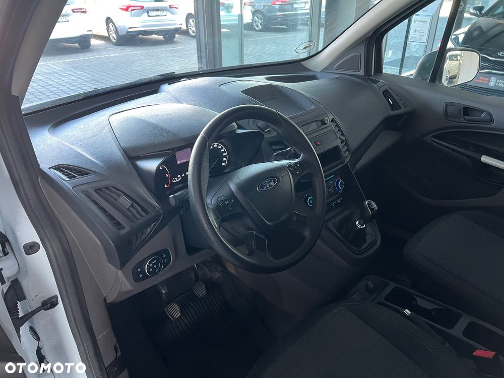 Ford Transit Connect - 19
