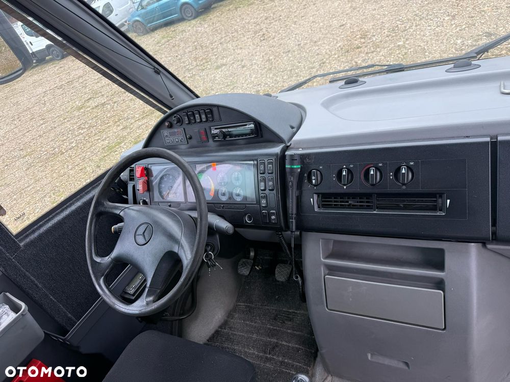 Mercedes-Benz Mediano - 4