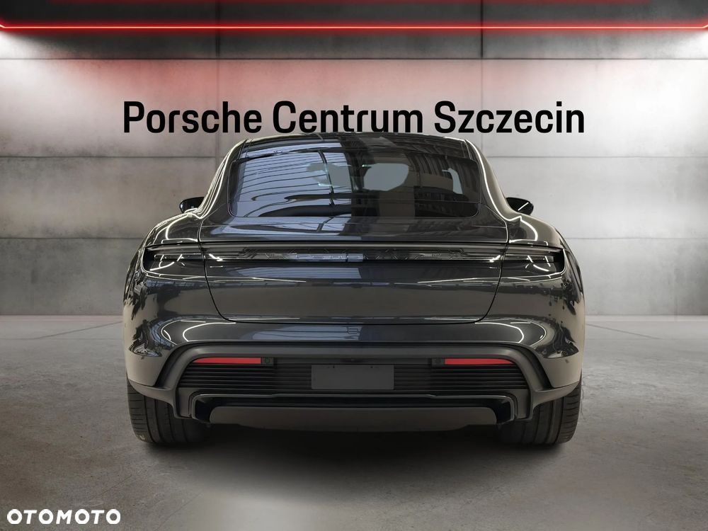 Porsche Taycan 105kWh Black Edition - 4