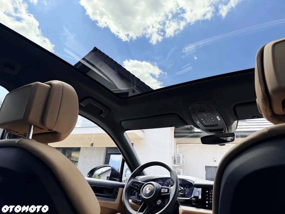 Porsche Cayenne Standard - 10