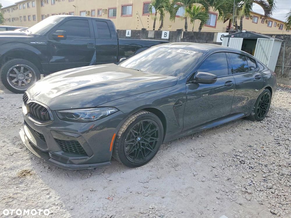BMW M8 - 2