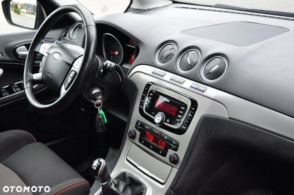 Ford S-Max - 28