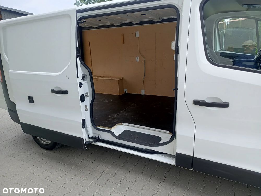 Renault Trafic - 11