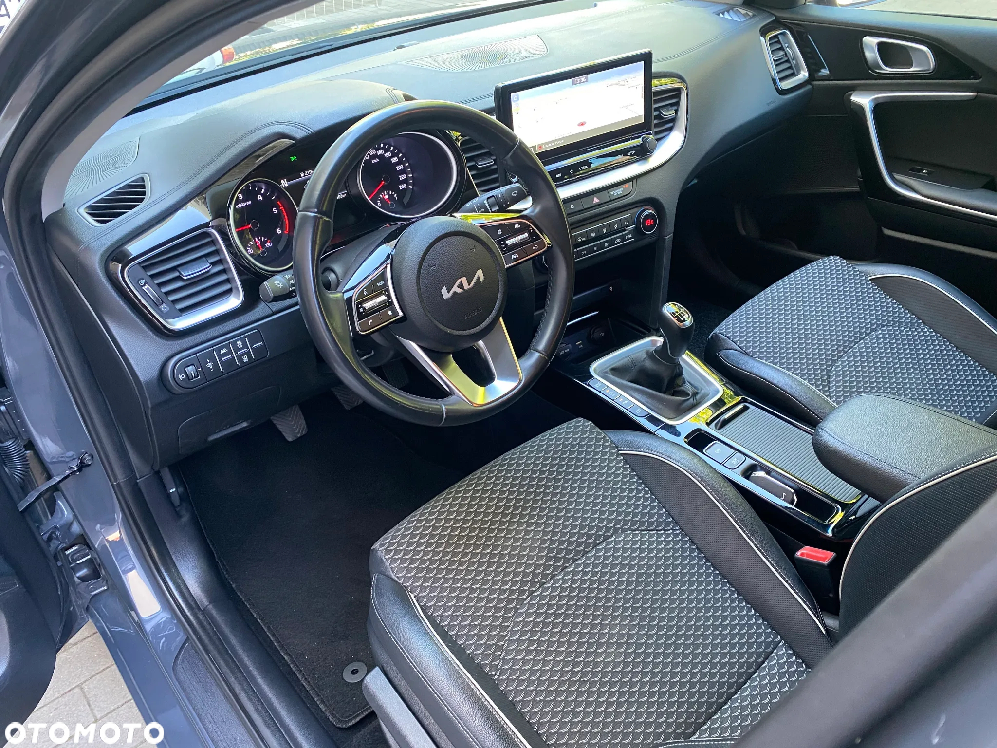 Kia Ceed - 17