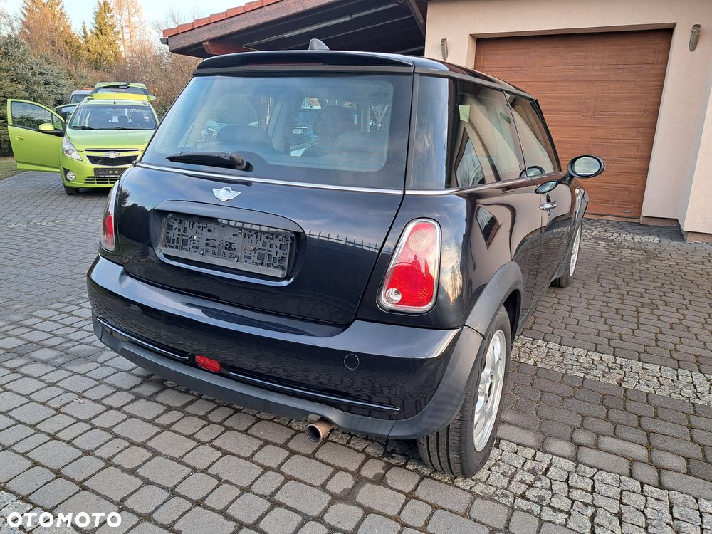 MINI ONE Seven - 5
