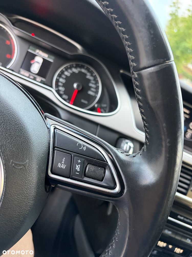 Audi A4 Avant 2.0 TDI Quattro - 34