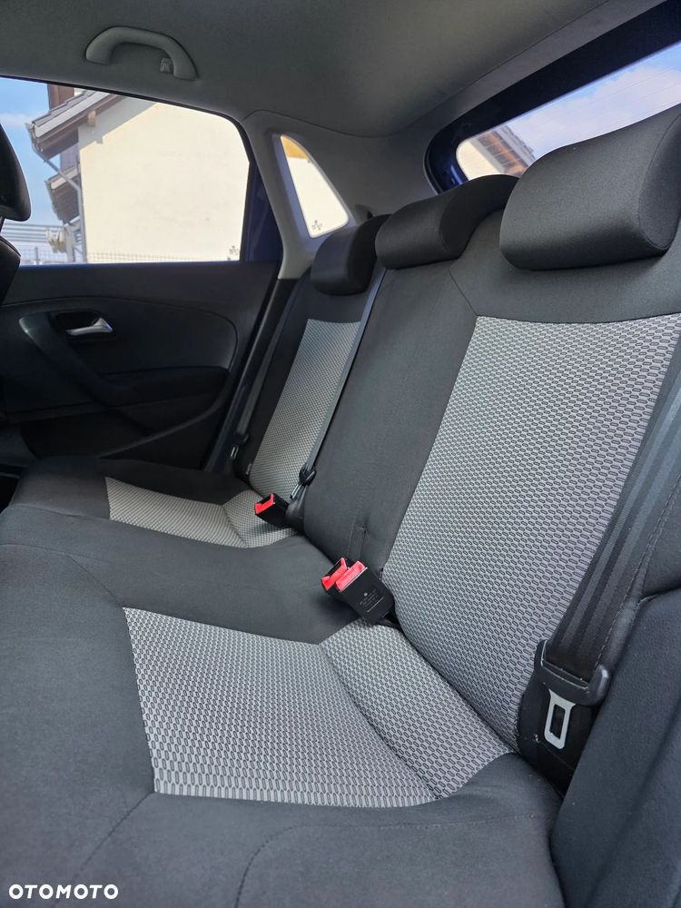 Volkswagen Polo 1.2 Comfortline - 16