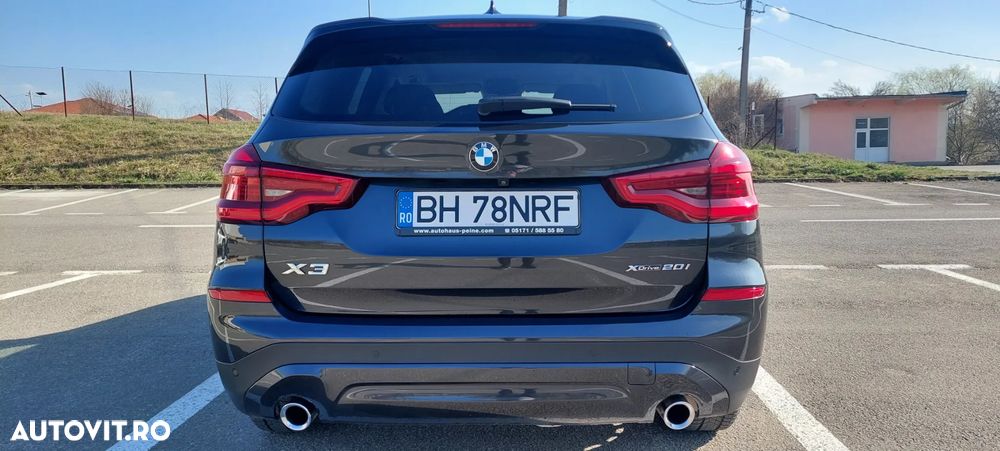 BMW X3 xDrive20i Aut. Advantage - 10