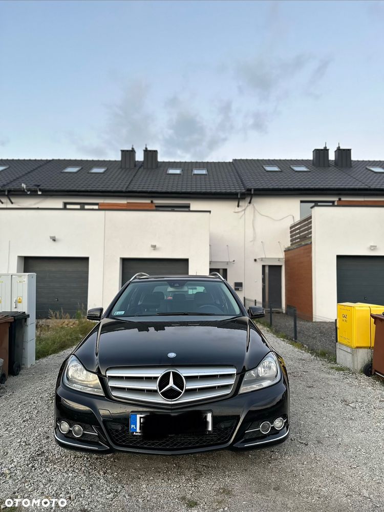 Mercedes-Benz Klasa C 220 CDI DPF Automatik BlueEFFICIENCY Avantgarde - 3