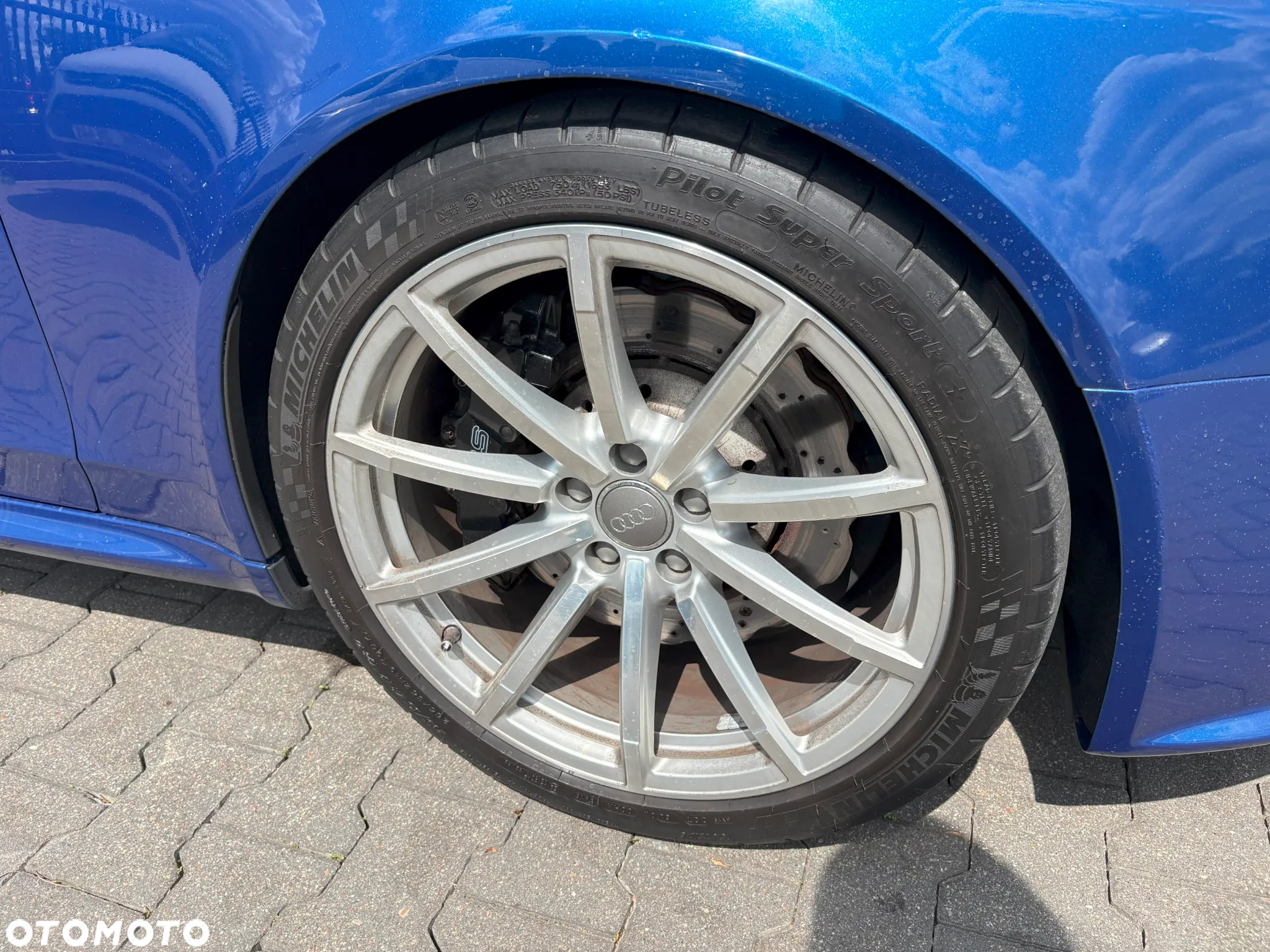 Audi RS4 Standard - 15