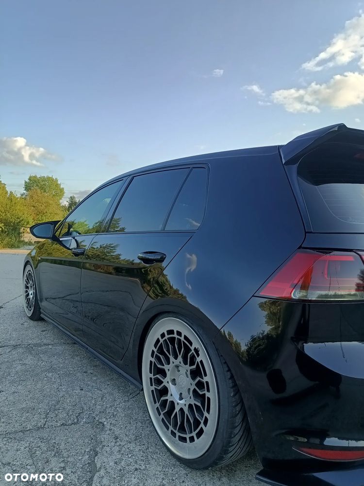 Volkswagen Golf - 7