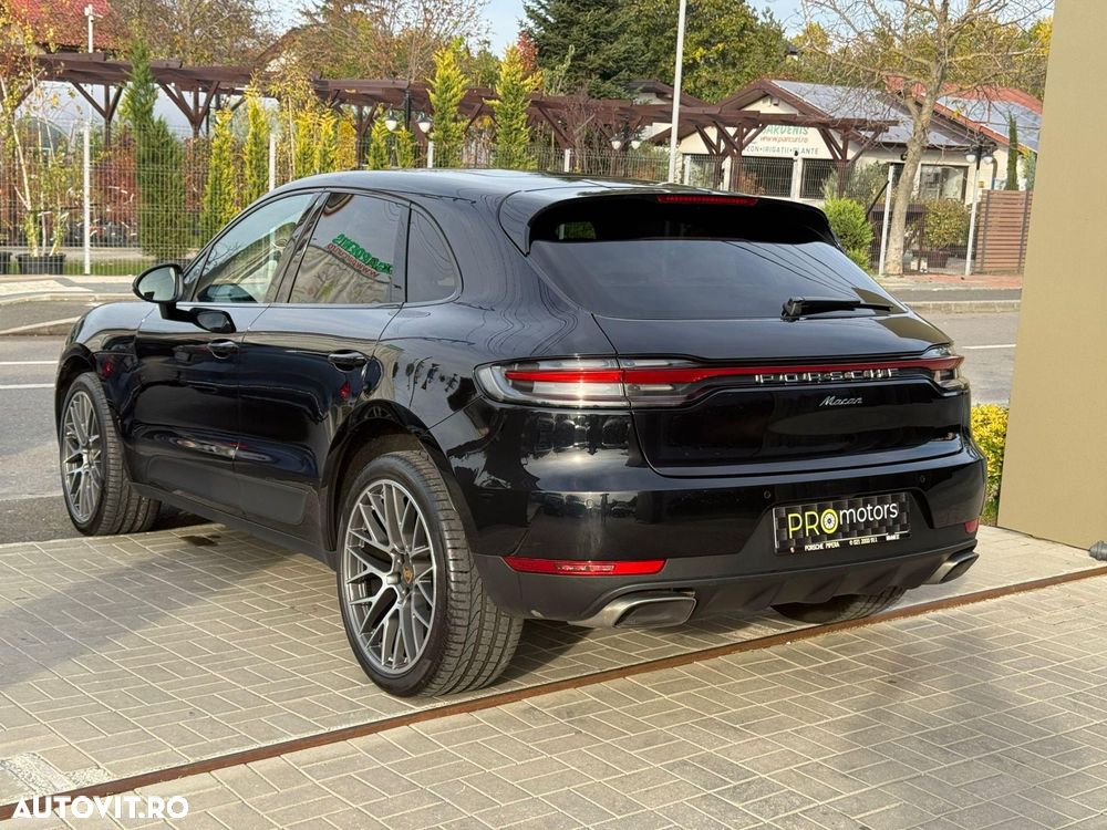 Porsche Macan - 11