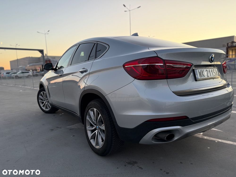BMW X6 xDrive35i - 18