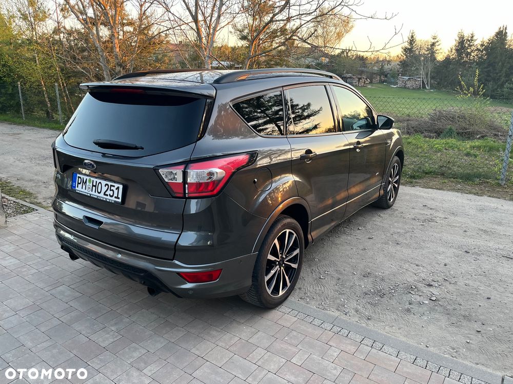 Ford Kuga 2.0 TDCi 4x4 ST-Line - 15