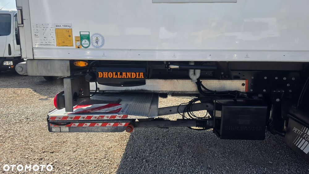 Iveco Eurocargo 160e25  Chłodnia 18epal  Winda  carrier1150 supra - 19
