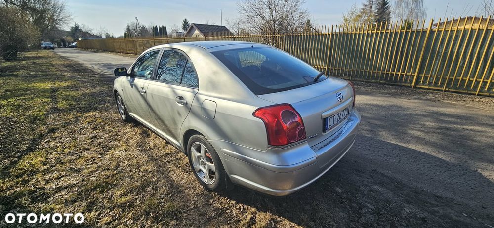 Toyota Avensis 1.8 VVT-i Sol - 6