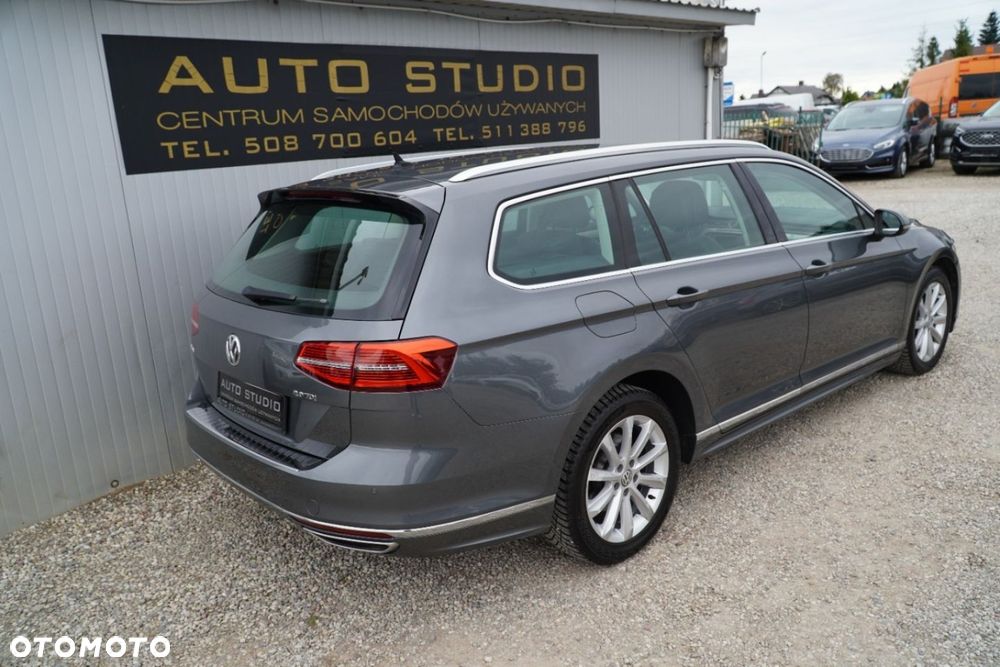 Volkswagen Passat - 39