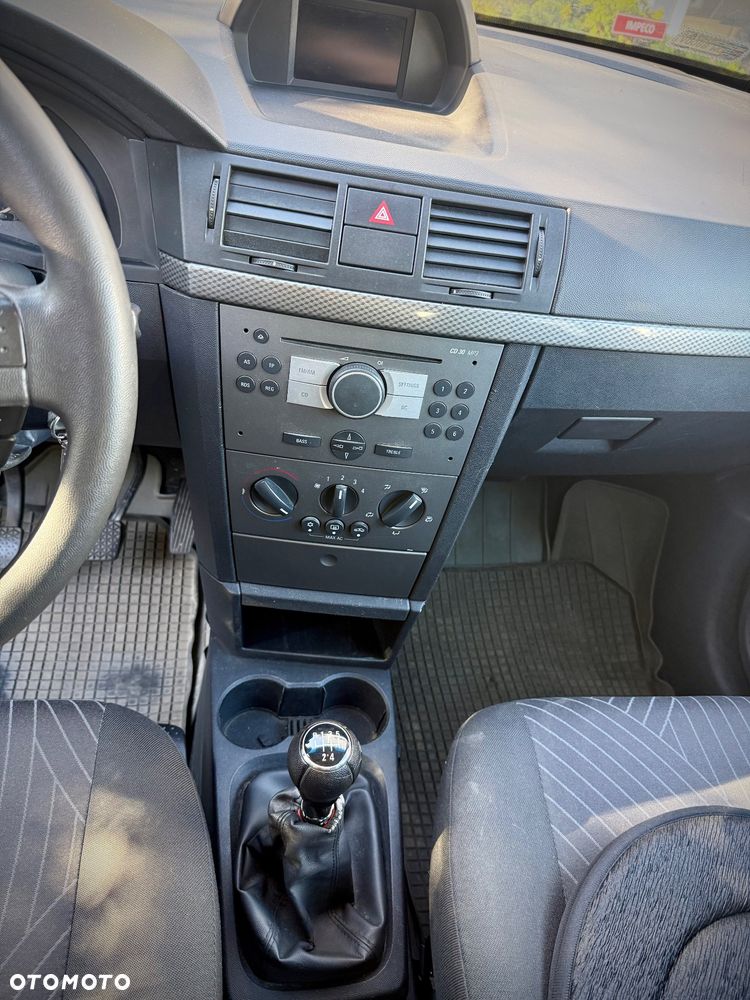 Opel Meriva 1.6 Cosmo - 12