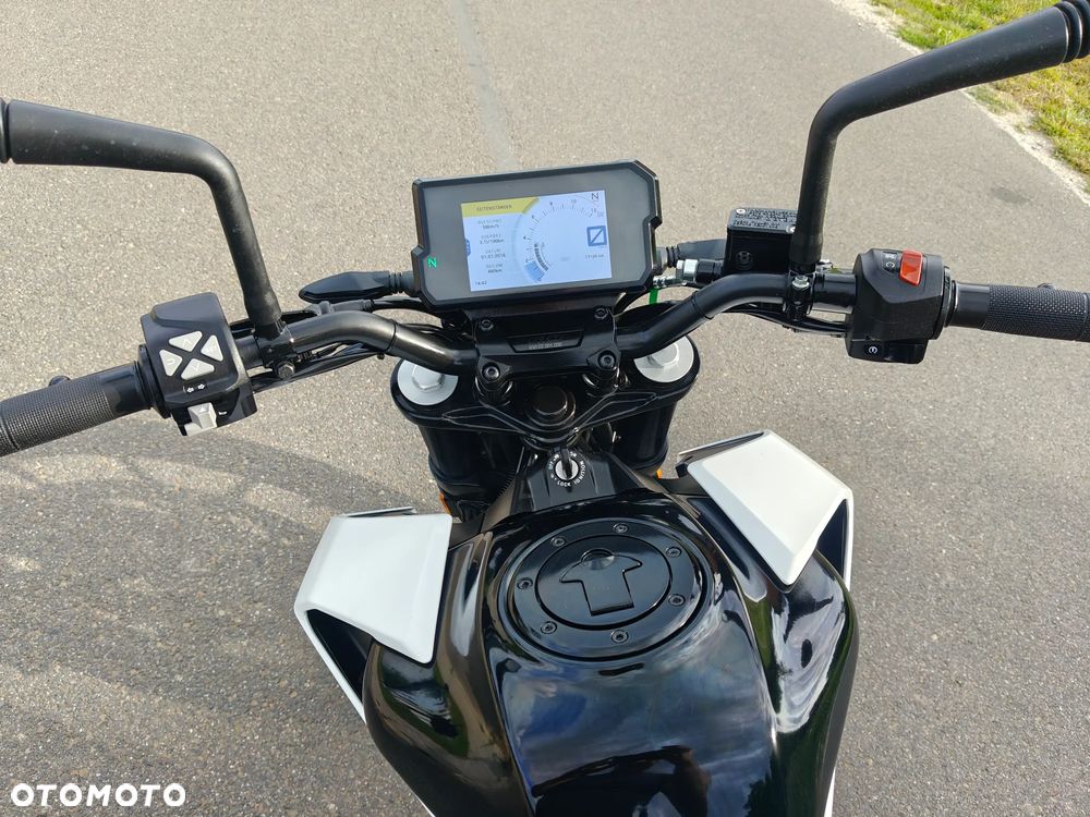KTM Duke 125 - 15