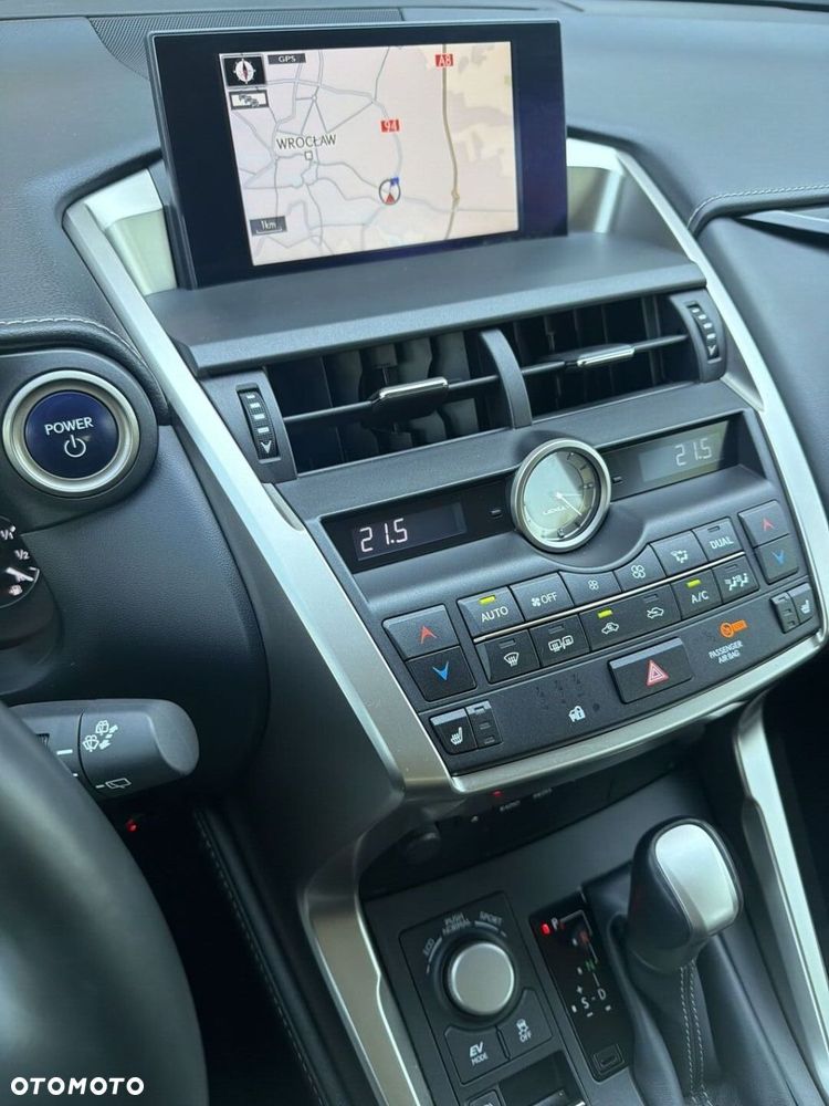Lexus NX 300h Elite AWD - 15