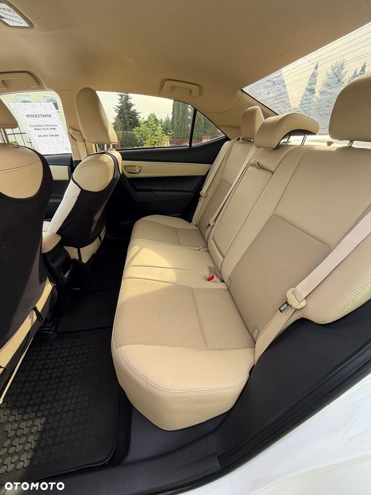 Toyota Corolla 1.6 Prestige - 11