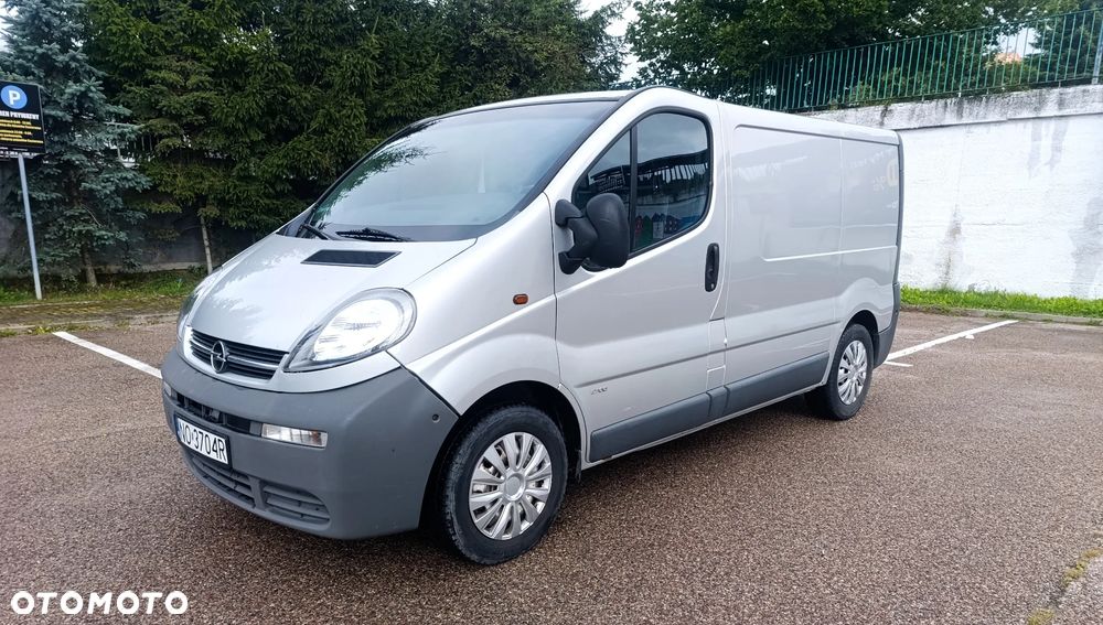 Opel Vivaro - 1