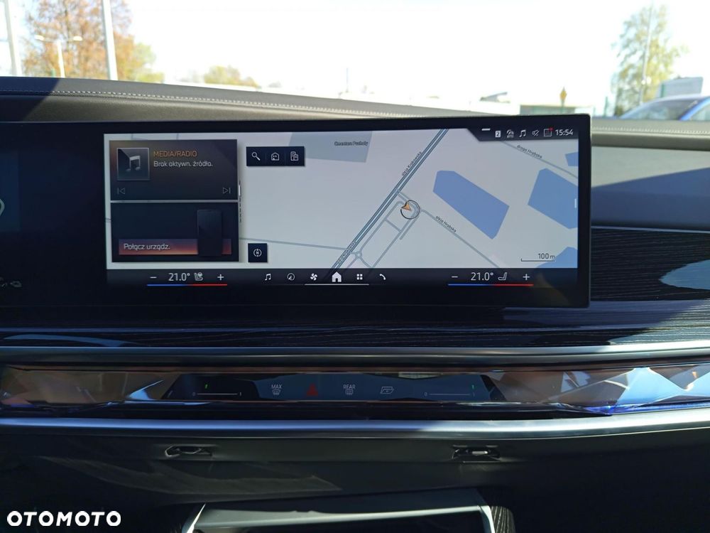 BMW Seria 7 - 16