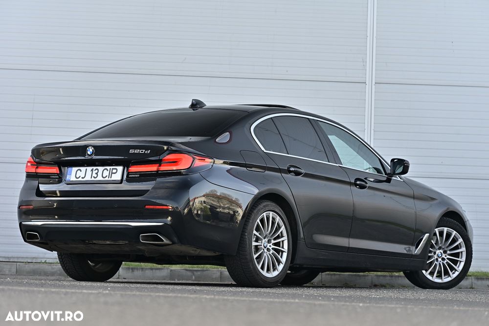 BMW Seria 5 520d Efficient Dynamics Edition Aut. Luxury Line - 15
