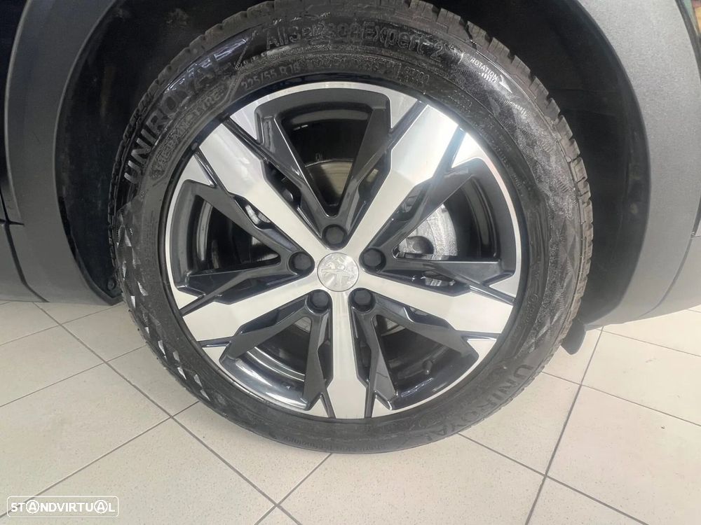 Peugeot 3008 1.5 BlueHDi GT Line J19 EAT8 - 9