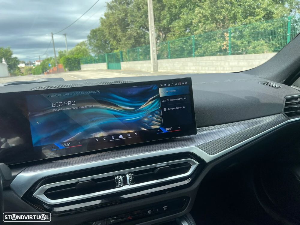 BMW i4 eDrive40 Edição Desportiva M - 3