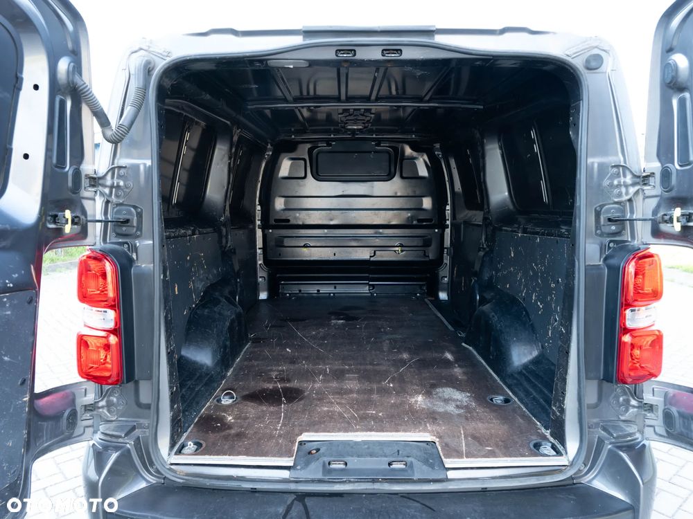 Opel Vivaro - 13
