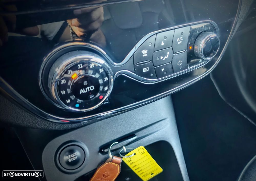 Renault Captur 1.2 TCe Initiale Paris EDC - 14