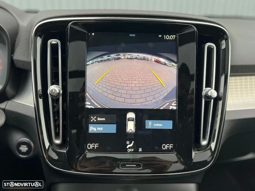 Volvo XC 40 1.5 T3 Momentum Core Geartronic - 18